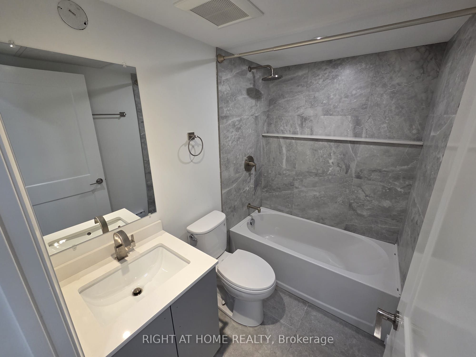 Photo 10 of Unit LGS, 696 Winona Drive, Toronto, Oakwood Village — HOMEH