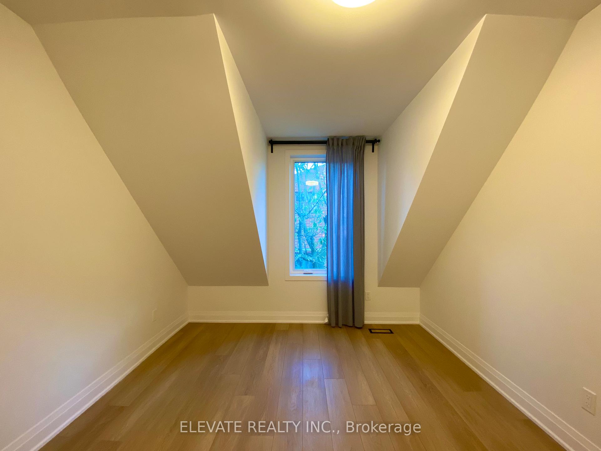 Photo 14 of 202 Glebemount Avenue, Toronto, Danforth Village-East York — HOMEH