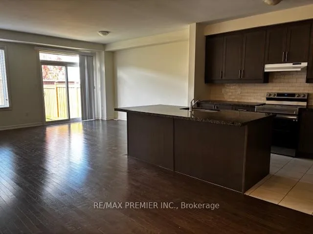 Photo 7 of 10 Donald Ficht Crescent, Brampton, Northwest Brampton — HOMEH