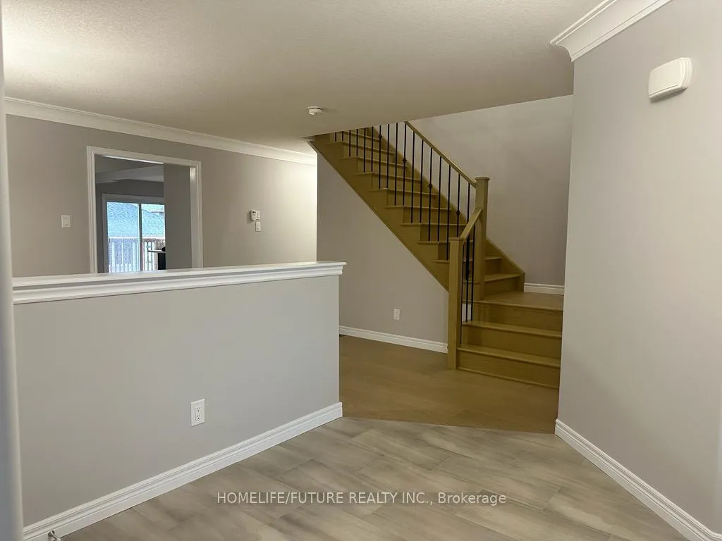 Photo 4 of 507 Clayton Avenue, Peterborough, Monaghan Ward 2 — HOMEH