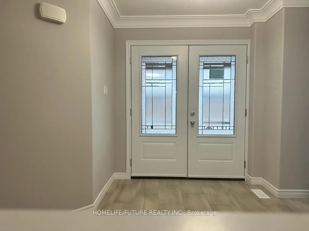 Photo 10 of 507 Clayton Avenue, Peterborough, Monaghan Ward 2 — HOMEH