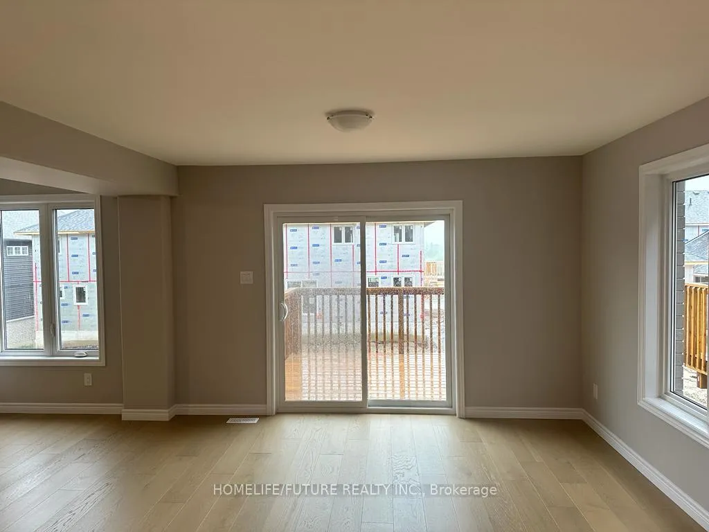 Photo 14 of 507 Clayton Avenue, Peterborough, Monaghan Ward 2 — HOMEH