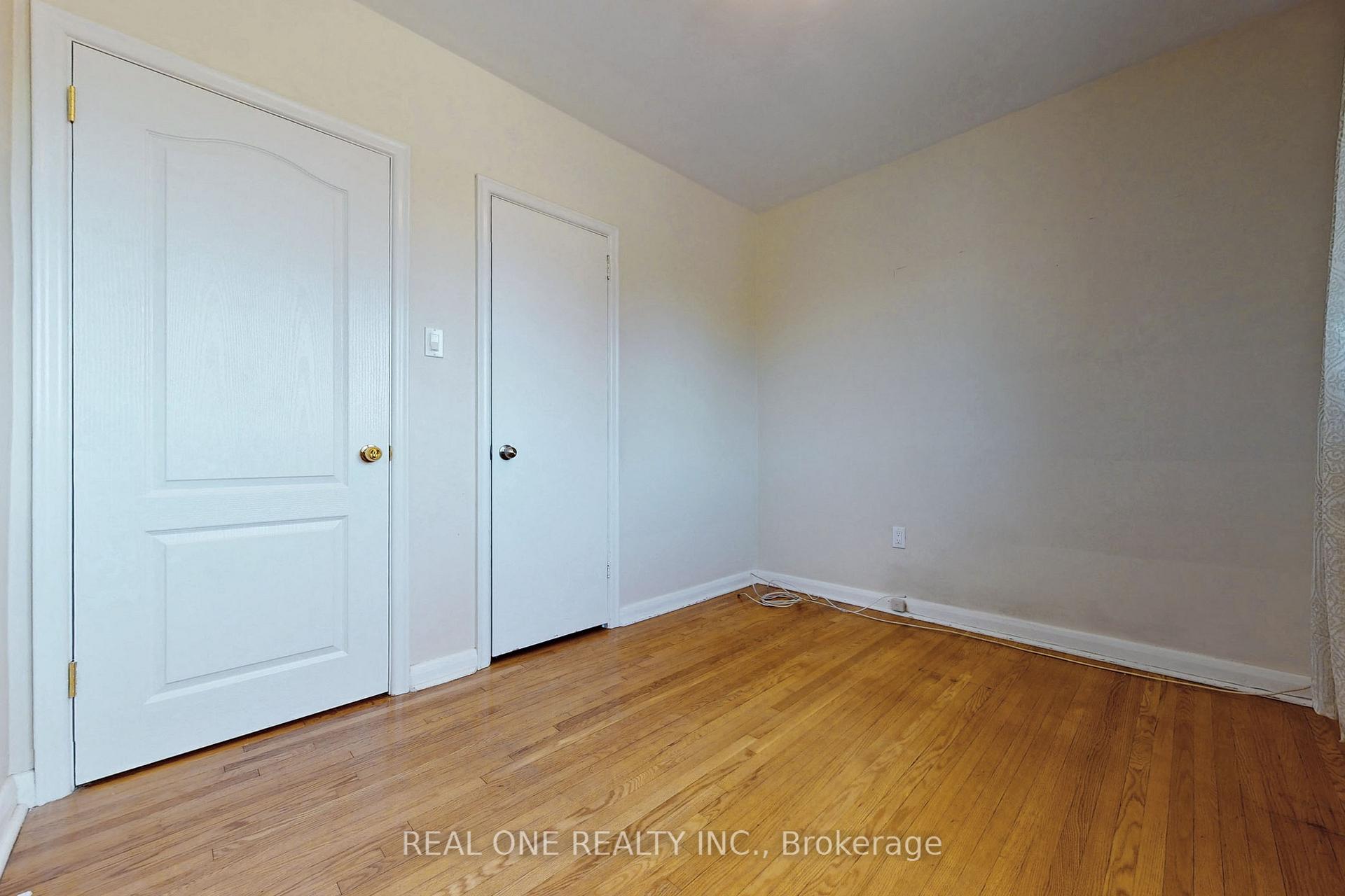 Photo 21 of 25 Beacham Crescent, Scarborough, Tam O'Shanter-Sullivan — HOMEH