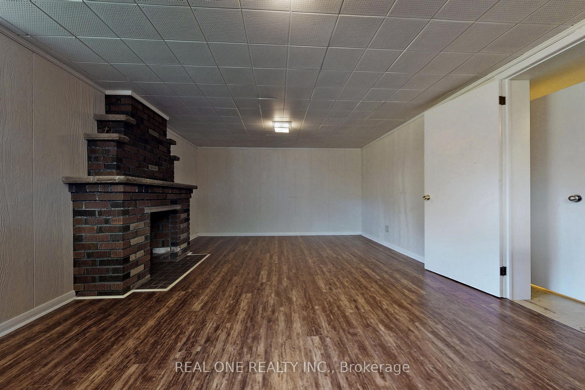 Photo 25 of 25 Beacham Crescent, Scarborough, Tam O'Shanter-Sullivan — HOMEH