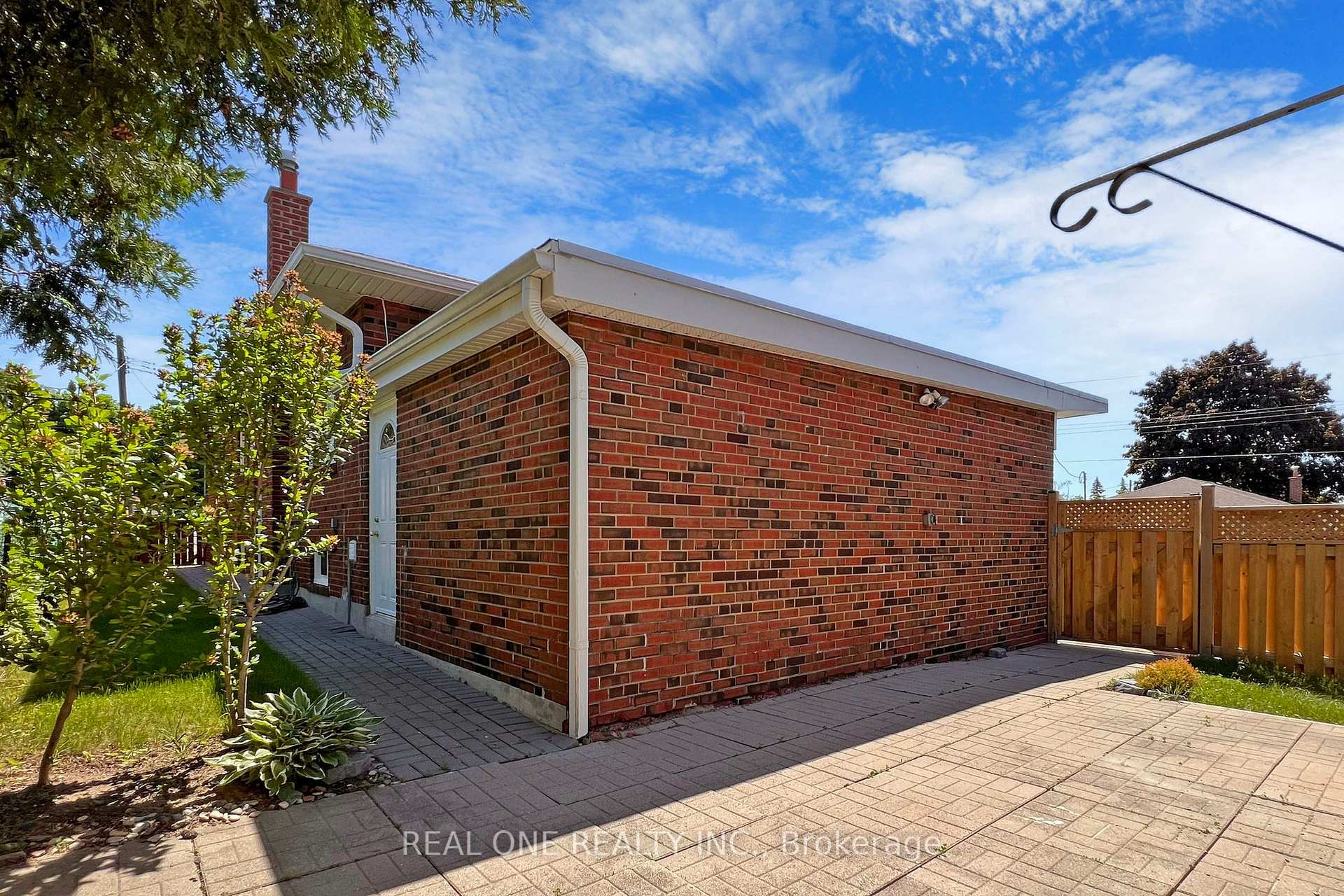 Photo 41 of 25 Beacham Crescent, Scarborough, Tam O'Shanter-Sullivan — HOMEH