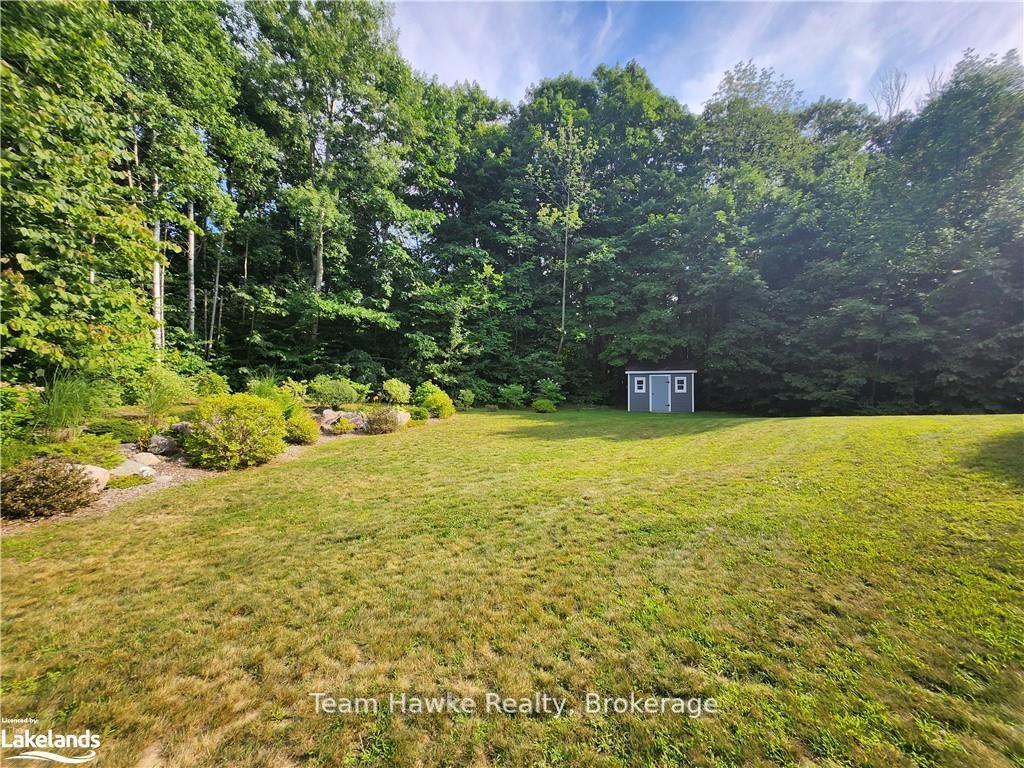 Photo 32 of 90 Windermere Circle, Tay, Rural Tay — HOMEH
