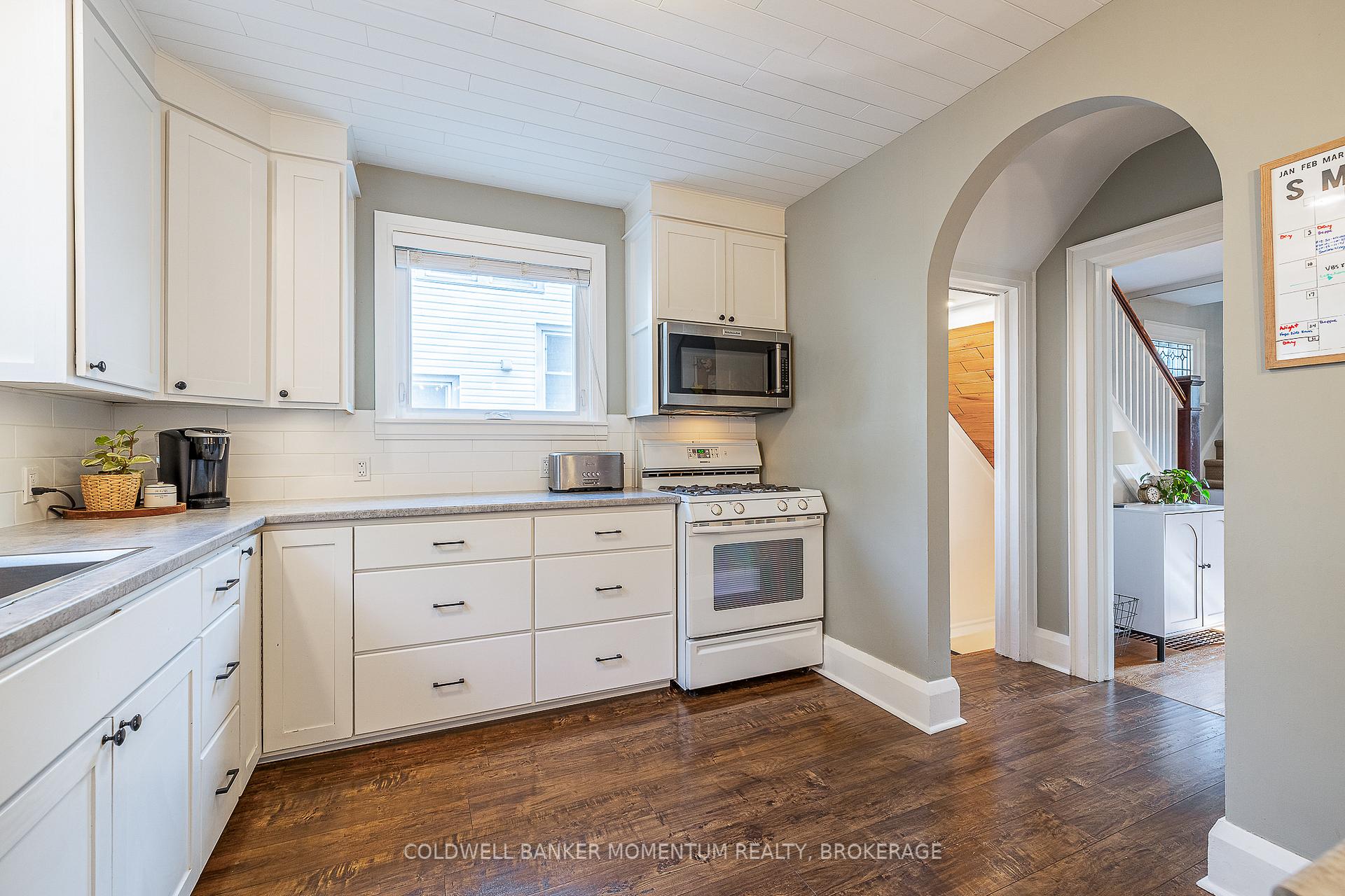Photo 11 of 21 Carleton Street S, Thorold, Thorold Downtown — HOMEH