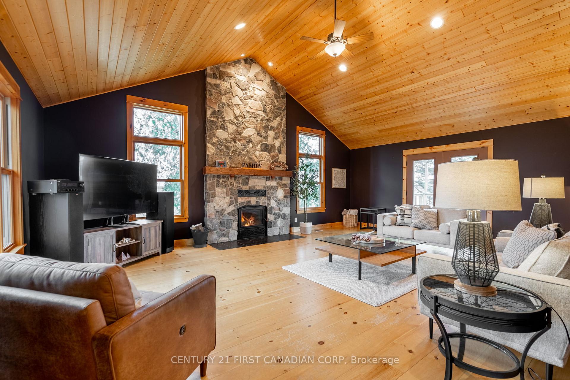 Photo 7 of 7967 Glendon Drive, Strathroy-Caradoc, Rural Strathroy-Caradoc — HOMEH