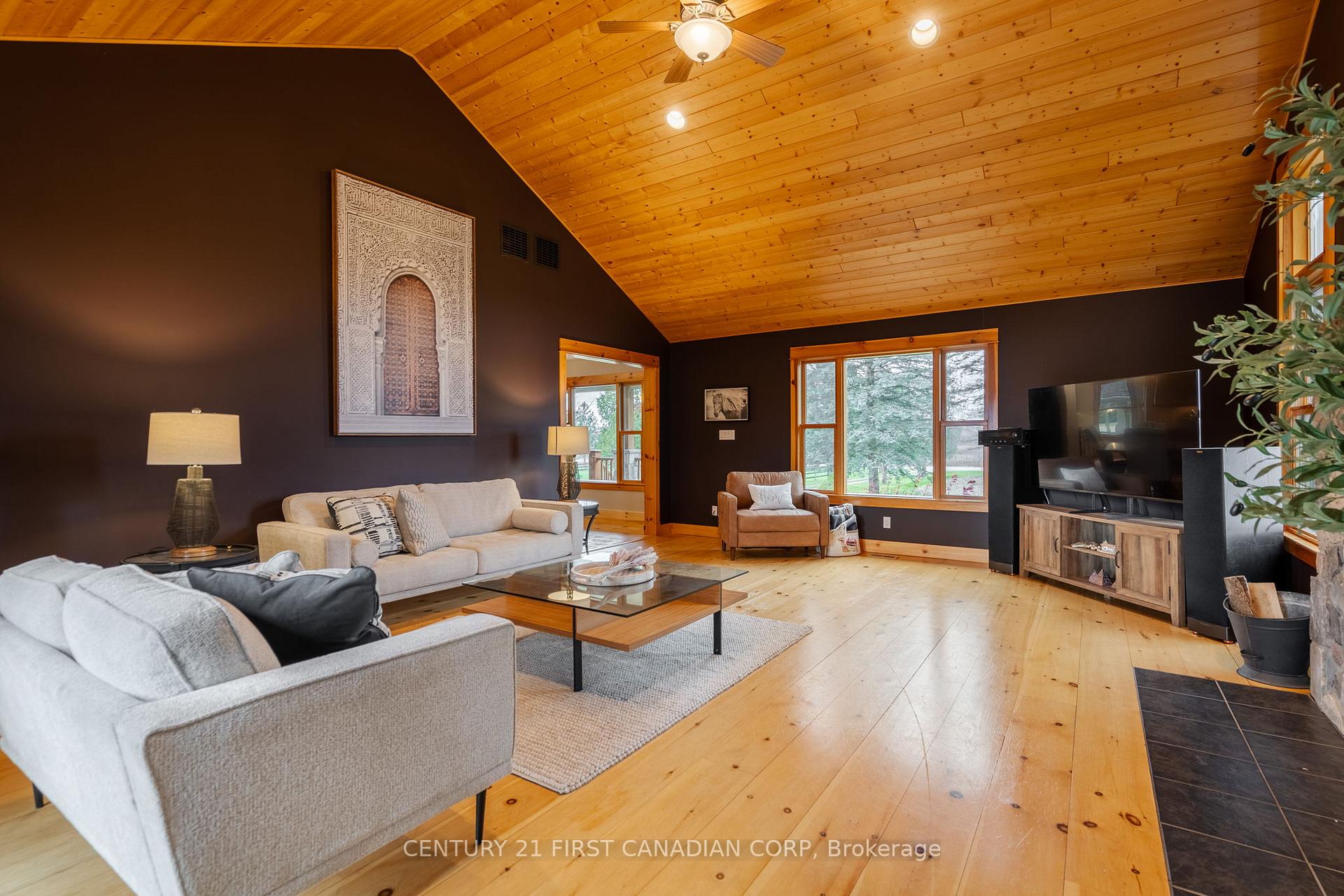 Photo 8 of 7967 Glendon Drive, Strathroy-Caradoc, Rural Strathroy-Caradoc — HOMEH