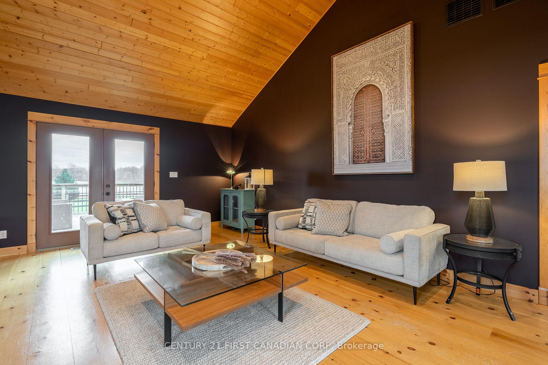 Photo 9 of 7967 Glendon Drive, Strathroy-Caradoc, Rural Strathroy-Caradoc — HOMEH