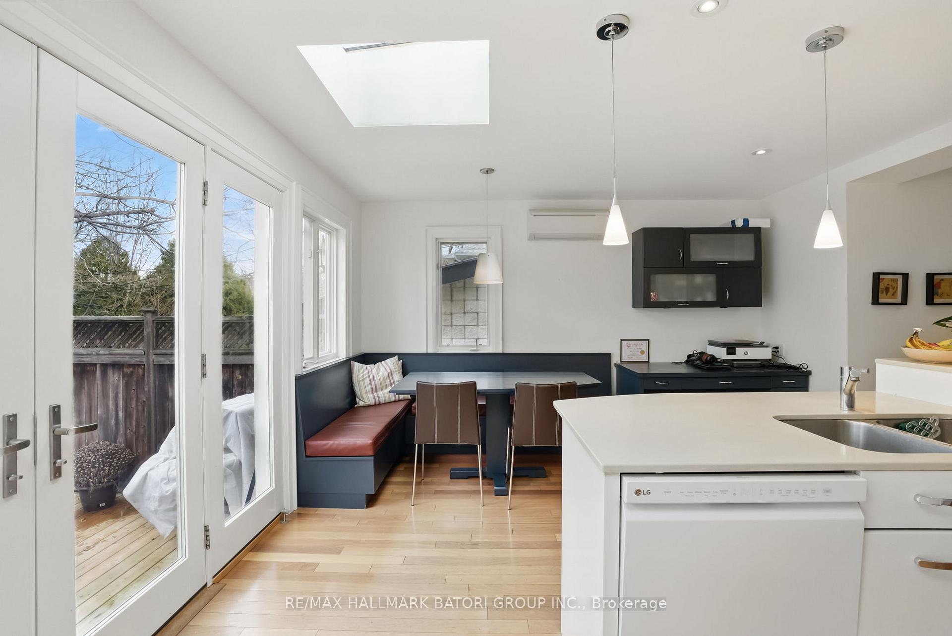 Photo 13 of 236 Castlefield Avenue, Toronto, Yonge-Eglinton — HOMEH