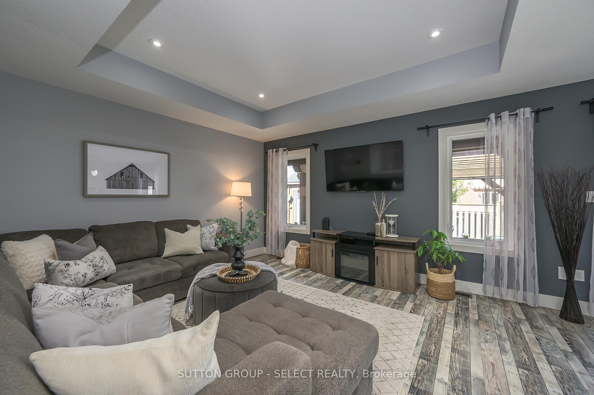 Photo 12 of Unit 17, 38 Elliott Trail, Thames Centre, Thorndale — HOMEH