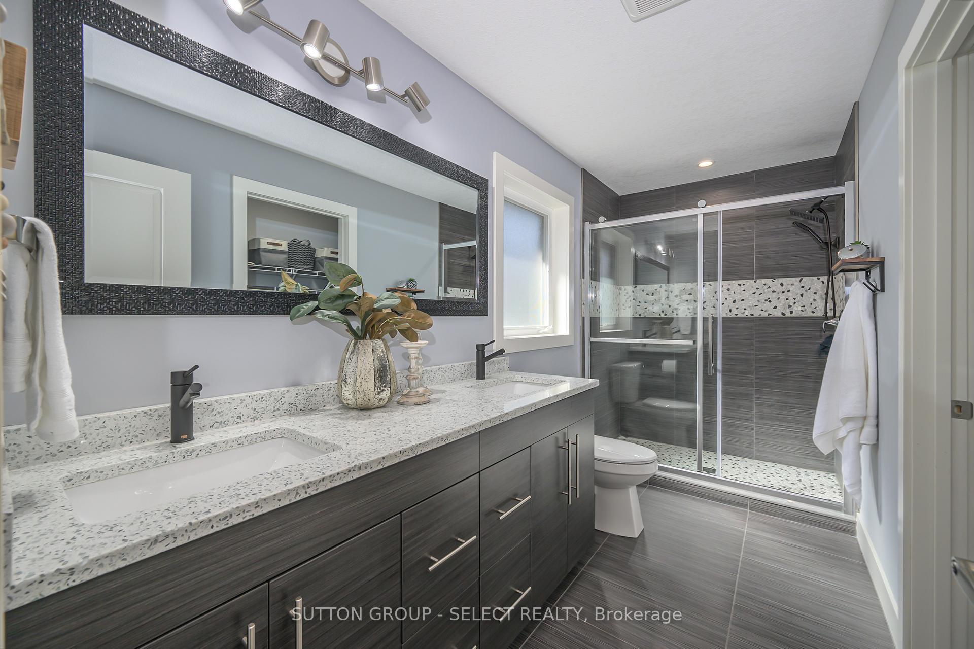 Photo 16 of Unit 17, 38 Elliott Trail, Thames Centre, Thorndale — HOMEH