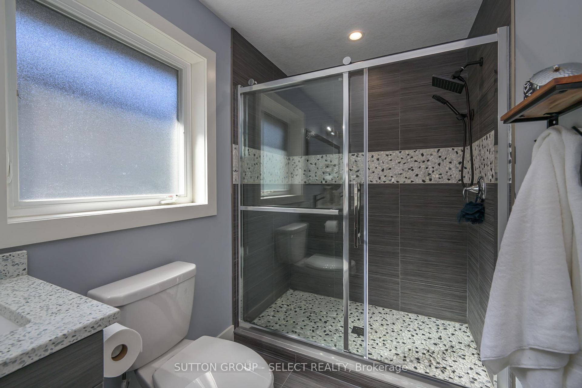 Photo 17 of Unit 17, 38 Elliott Trail, Thames Centre, Thorndale — HOMEH