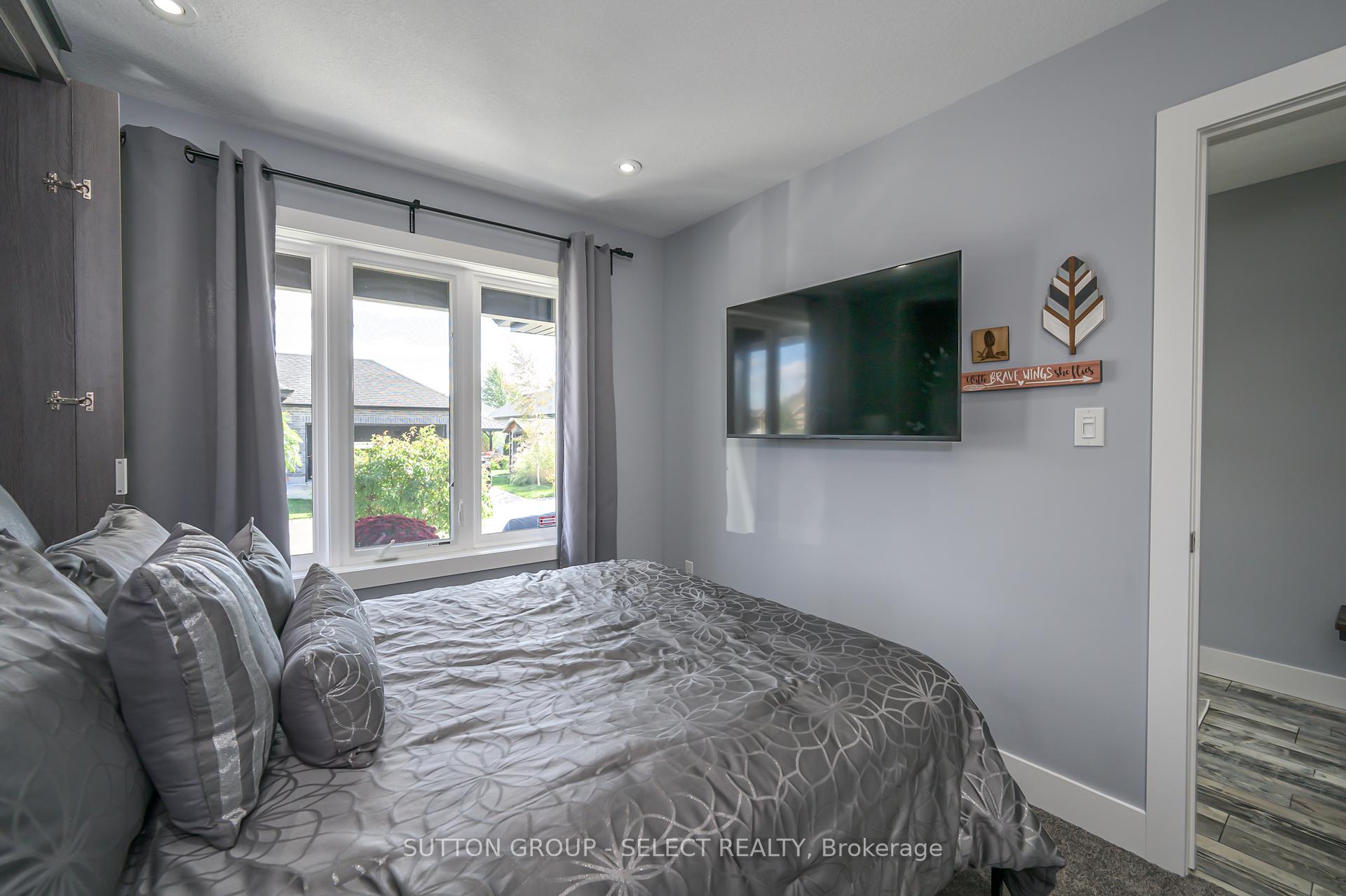 Photo 22 of Unit 17, 38 Elliott Trail, Thames Centre, Thorndale — HOMEH