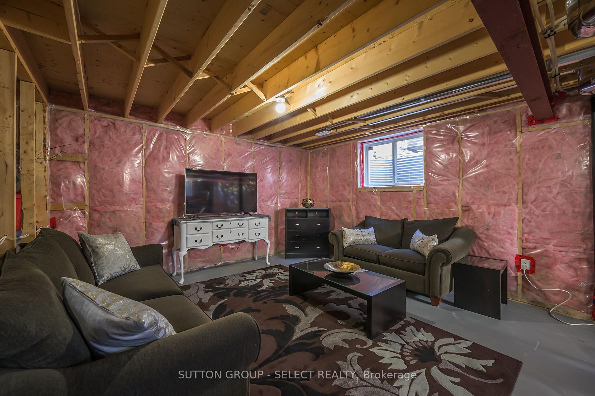 Photo 27 of Unit 17, 38 Elliott Trail, Thames Centre, Thorndale — HOMEH
