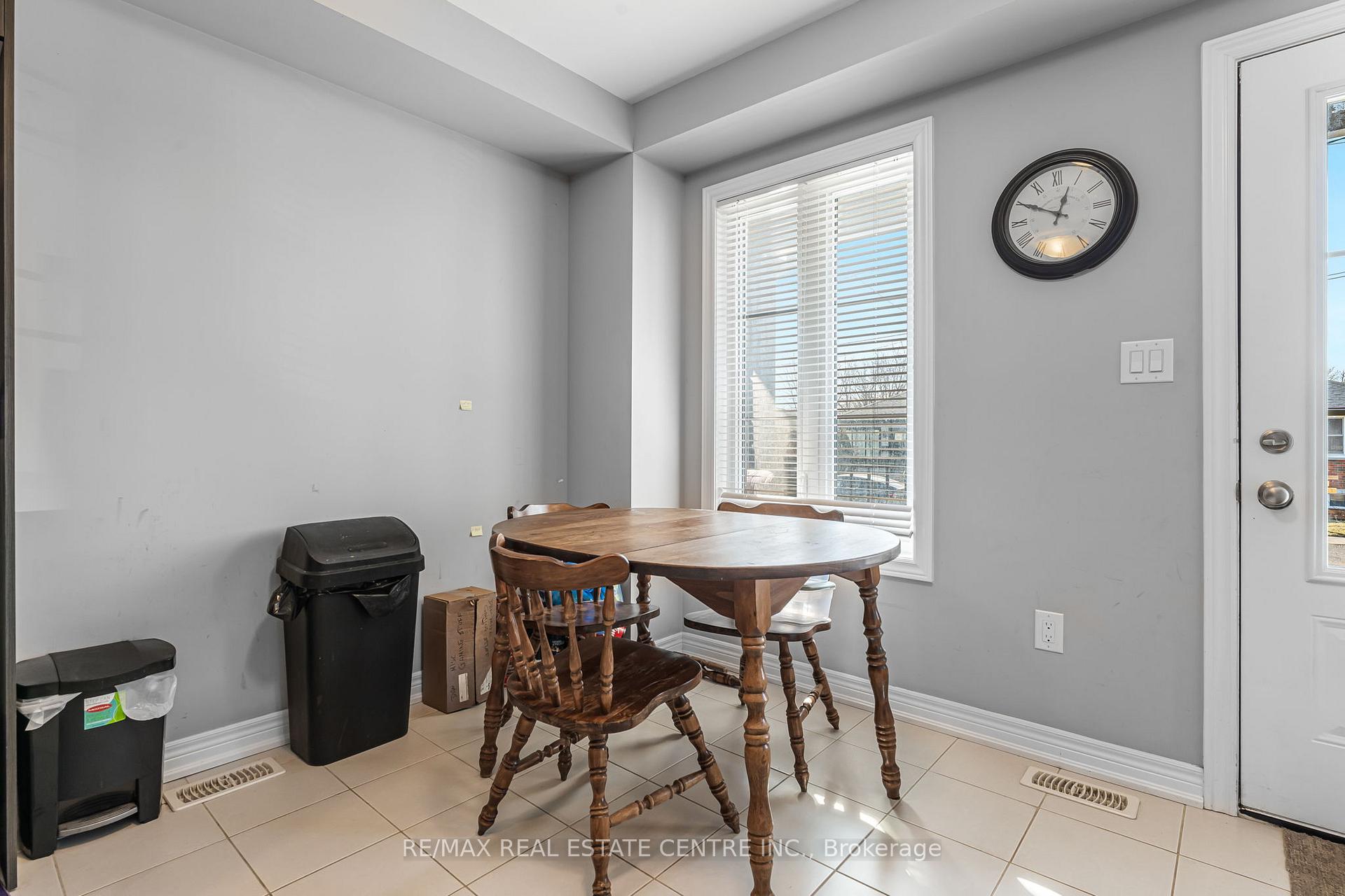 Photo 9 of 18 King Street, Thorold, Thorold Downtown — HOMEH