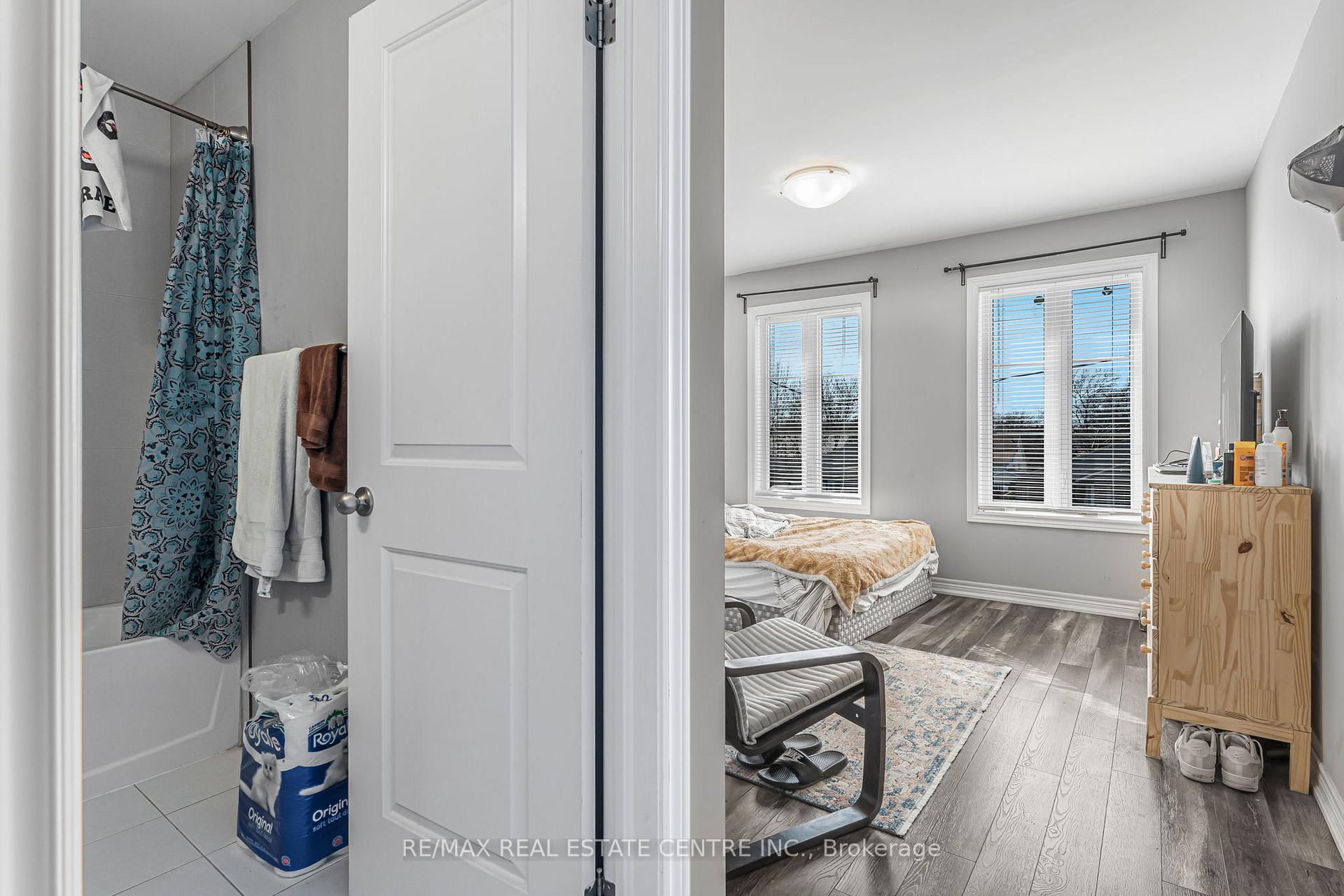 Photo 13 of 18 King Street, Thorold, Thorold Downtown — HOMEH