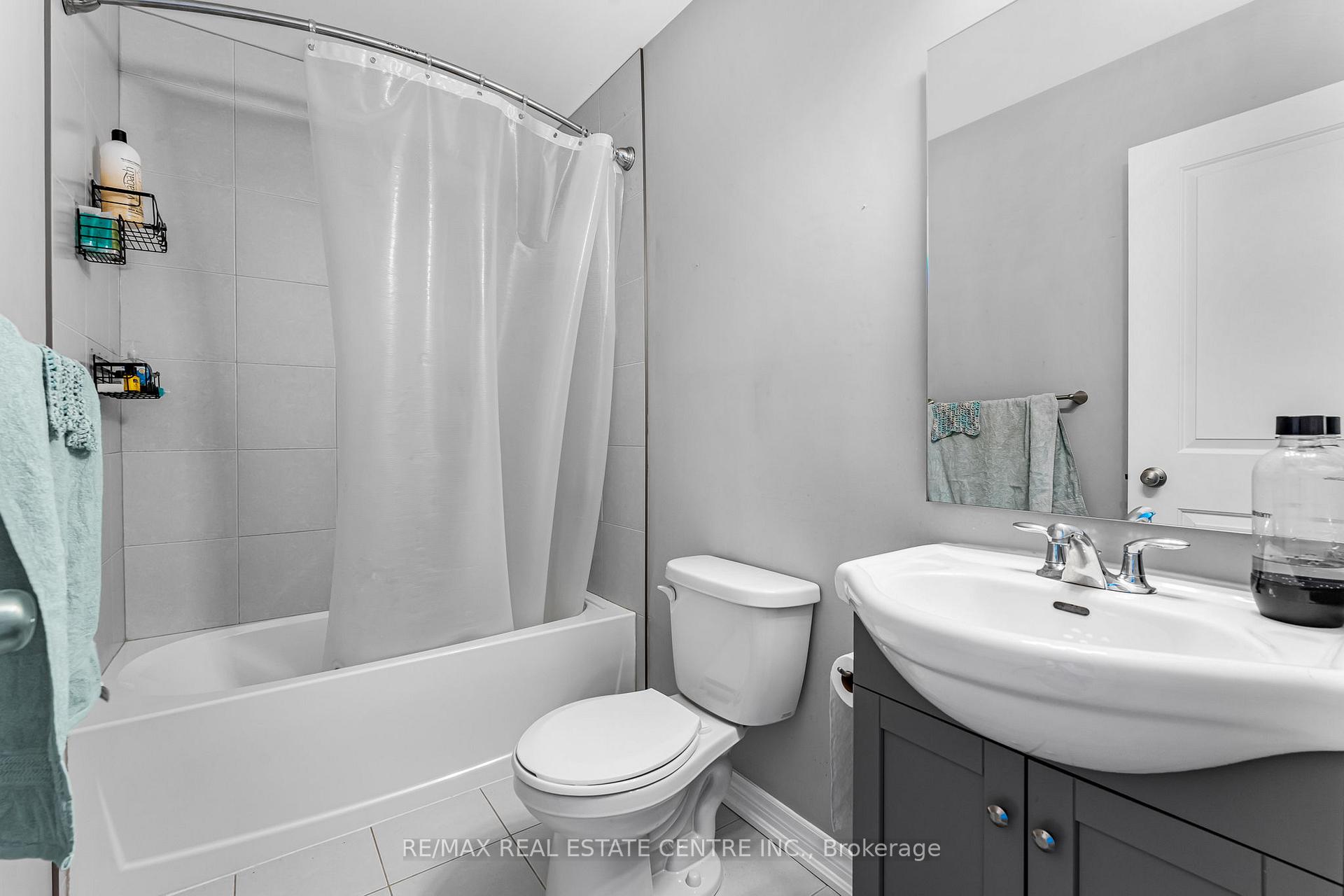 Photo 18 of 18 King Street, Thorold, Thorold Downtown — HOMEH