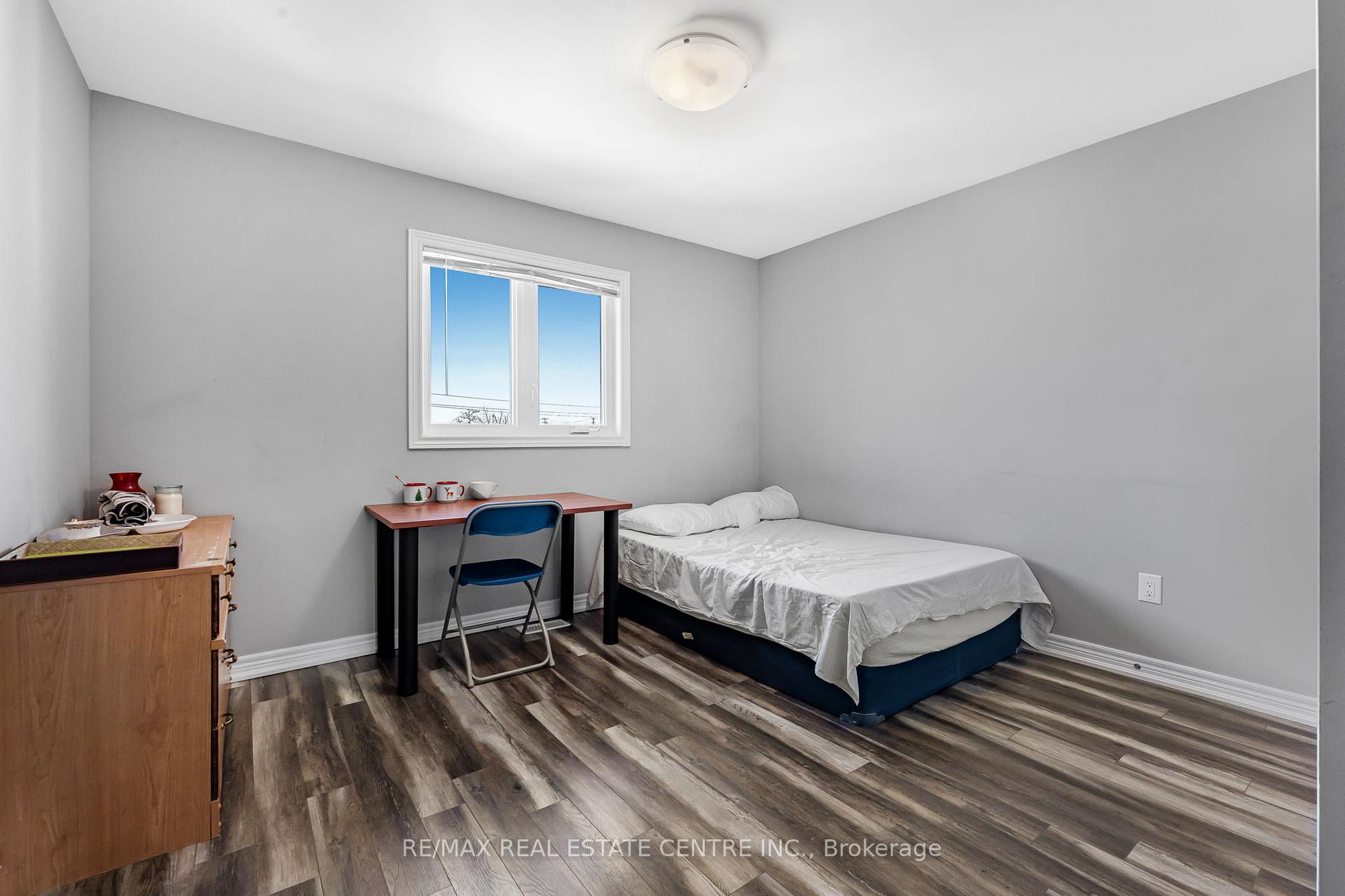Photo 19 of 18 King Street, Thorold, Thorold Downtown — HOMEH