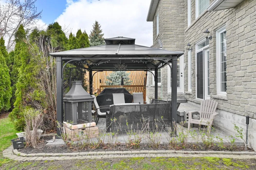 Photo 33 of 39 Grosvenor Drive, Belleville, Belleville Ward — HOMEH