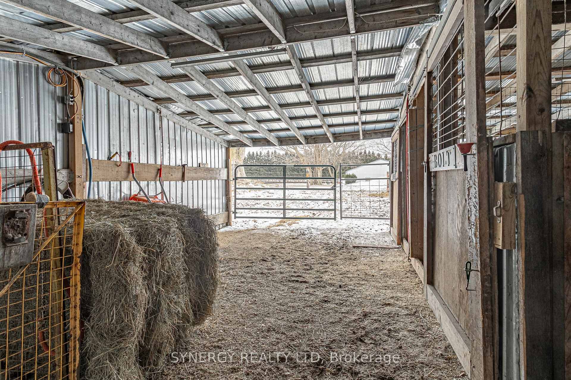 Photo 18 of 7118 Walkers Drive, Strathroy-Caradoc, Rural Strathroy-Caradoc — HOMEH