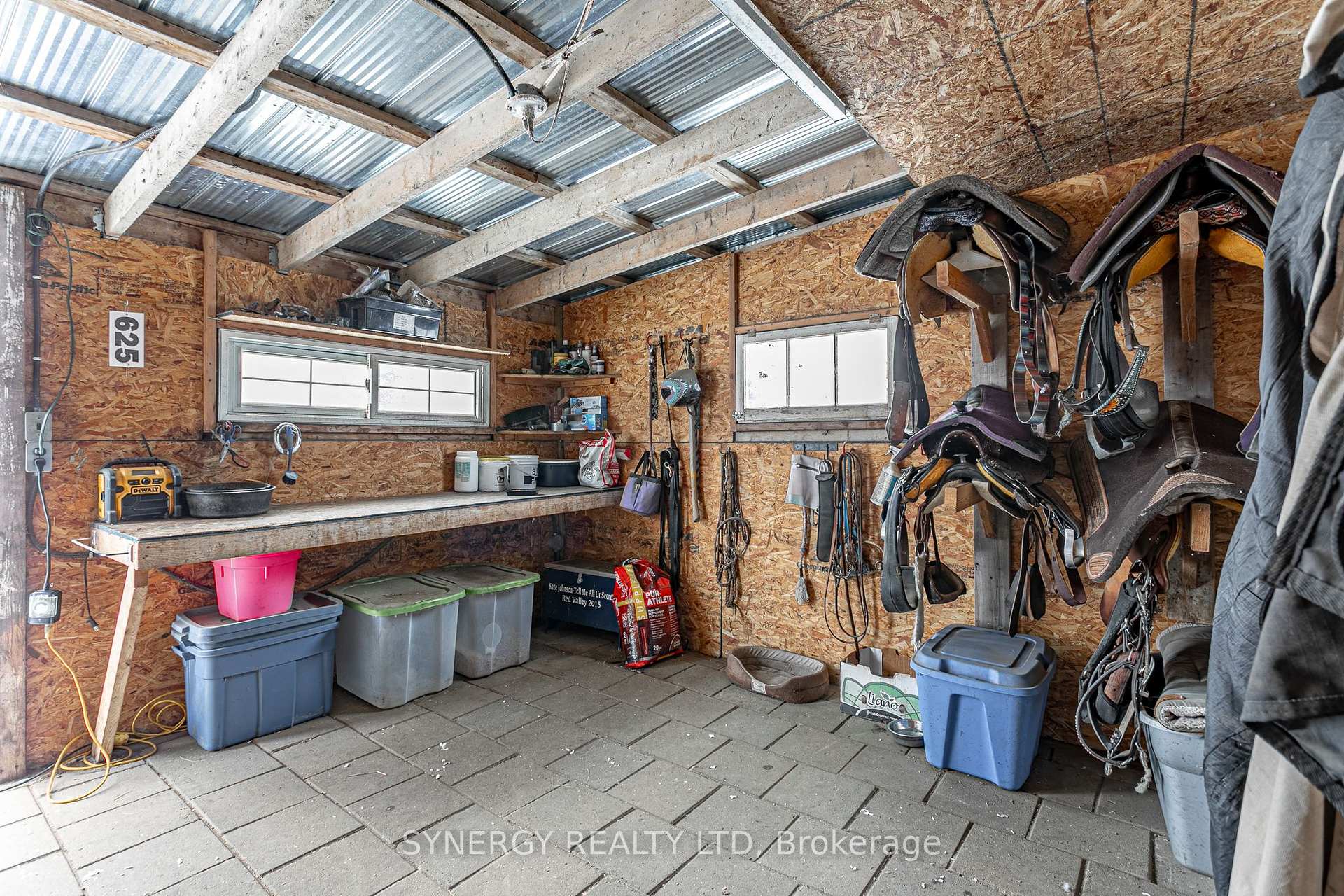 Photo 20 of 7118 Walkers Drive, Strathroy-Caradoc, Rural Strathroy-Caradoc — HOMEH