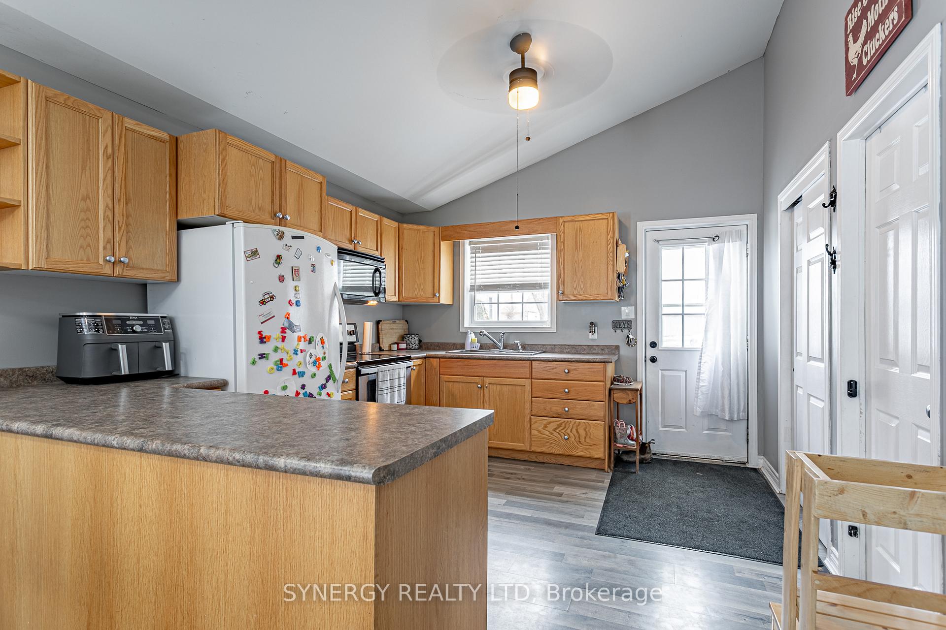 Photo 30 of 7118 Walkers Drive, Strathroy-Caradoc, Rural Strathroy-Caradoc — HOMEH