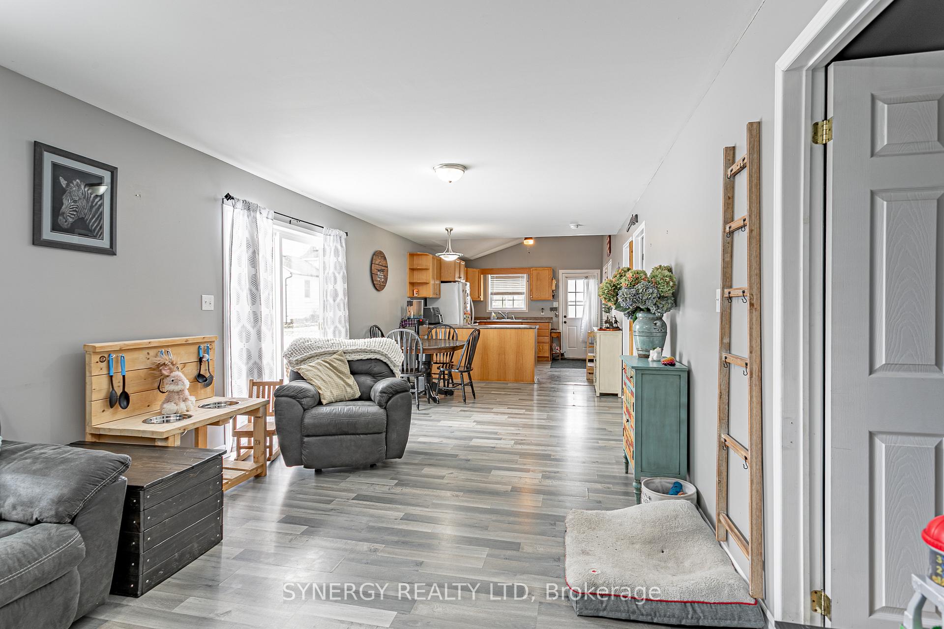 Photo 33 of 7118 Walkers Drive, Strathroy-Caradoc, Rural Strathroy-Caradoc — HOMEH