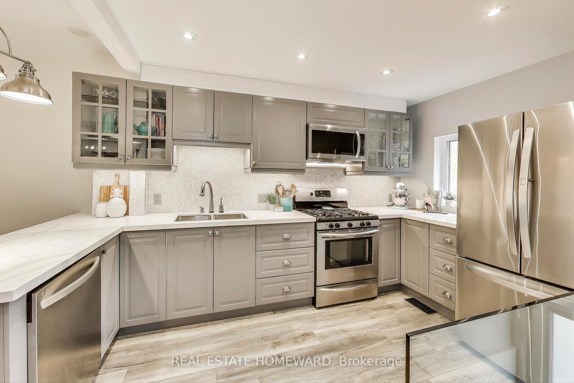 Photo 9 of 23 Mountalan Avenue, Toronto, Greenwood-Coxwell — HOMEH