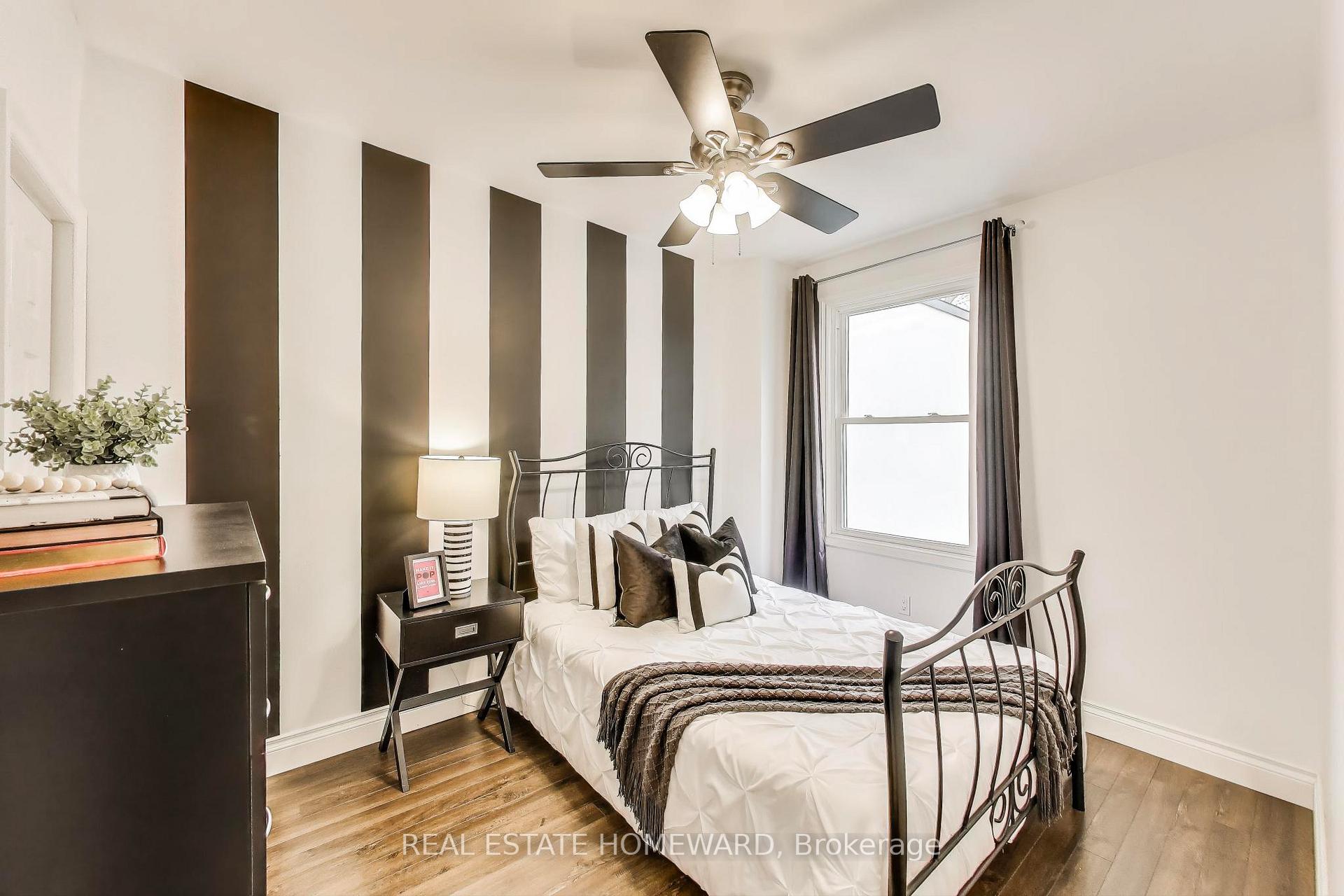 Photo 14 of 23 Mountalan Avenue, Toronto, Greenwood-Coxwell — HOMEH