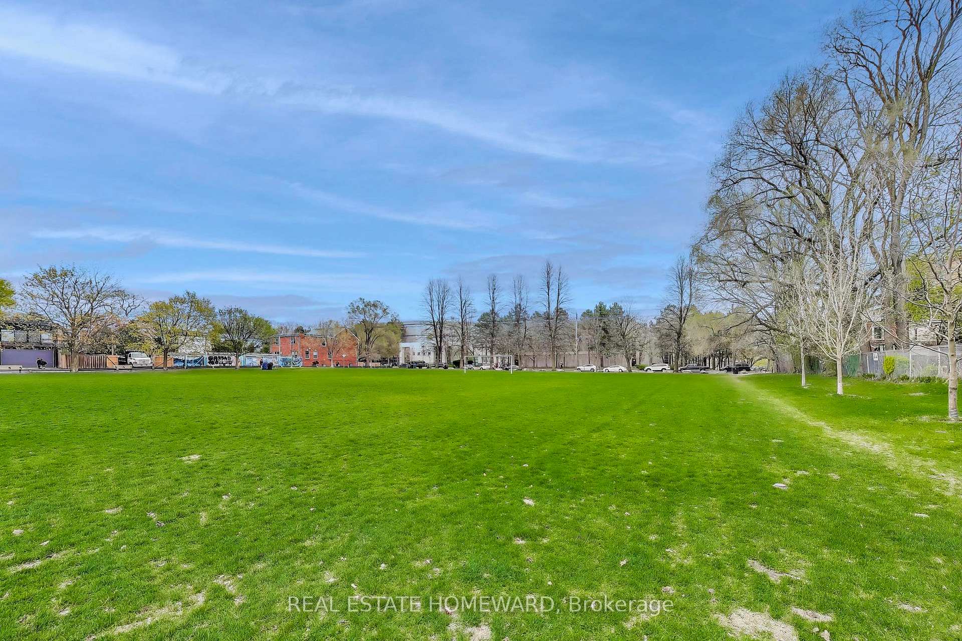 Photo 33 of 23 Mountalan Avenue, Toronto, Greenwood-Coxwell — HOMEH