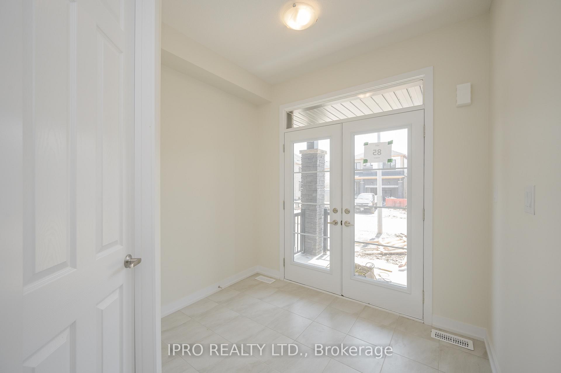 Photo 3 of 106 Sunflower Crescent, Thorold, Hurricane/Merrittville — HOMEH