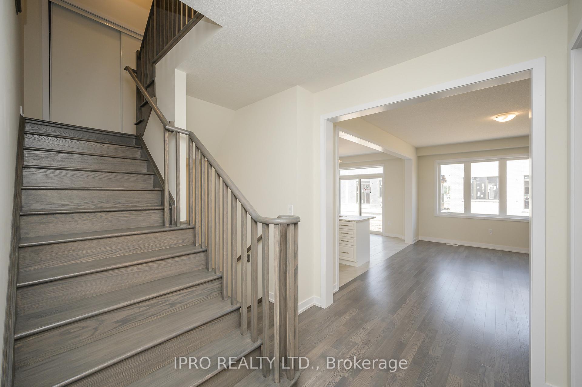 Photo 6 of 106 Sunflower Crescent, Thorold, Hurricane/Merrittville — HOMEH