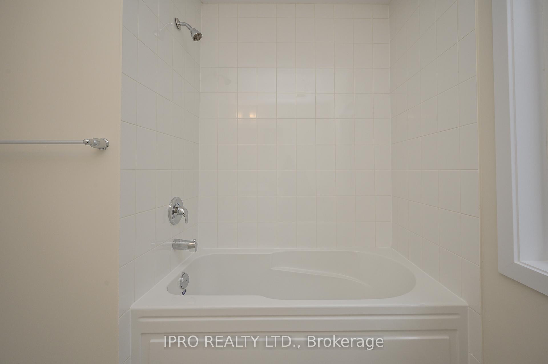 Photo 34 of 106 Sunflower Crescent, Thorold, Hurricane/Merrittville — HOMEH