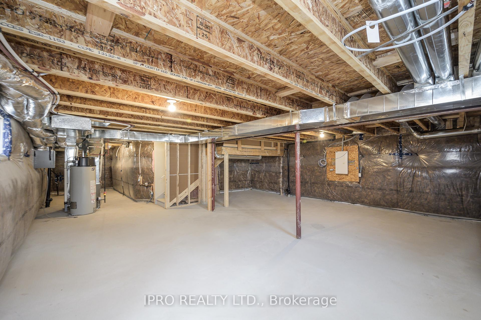 Photo 37 of 106 Sunflower Crescent, Thorold, Hurricane/Merrittville — HOMEH