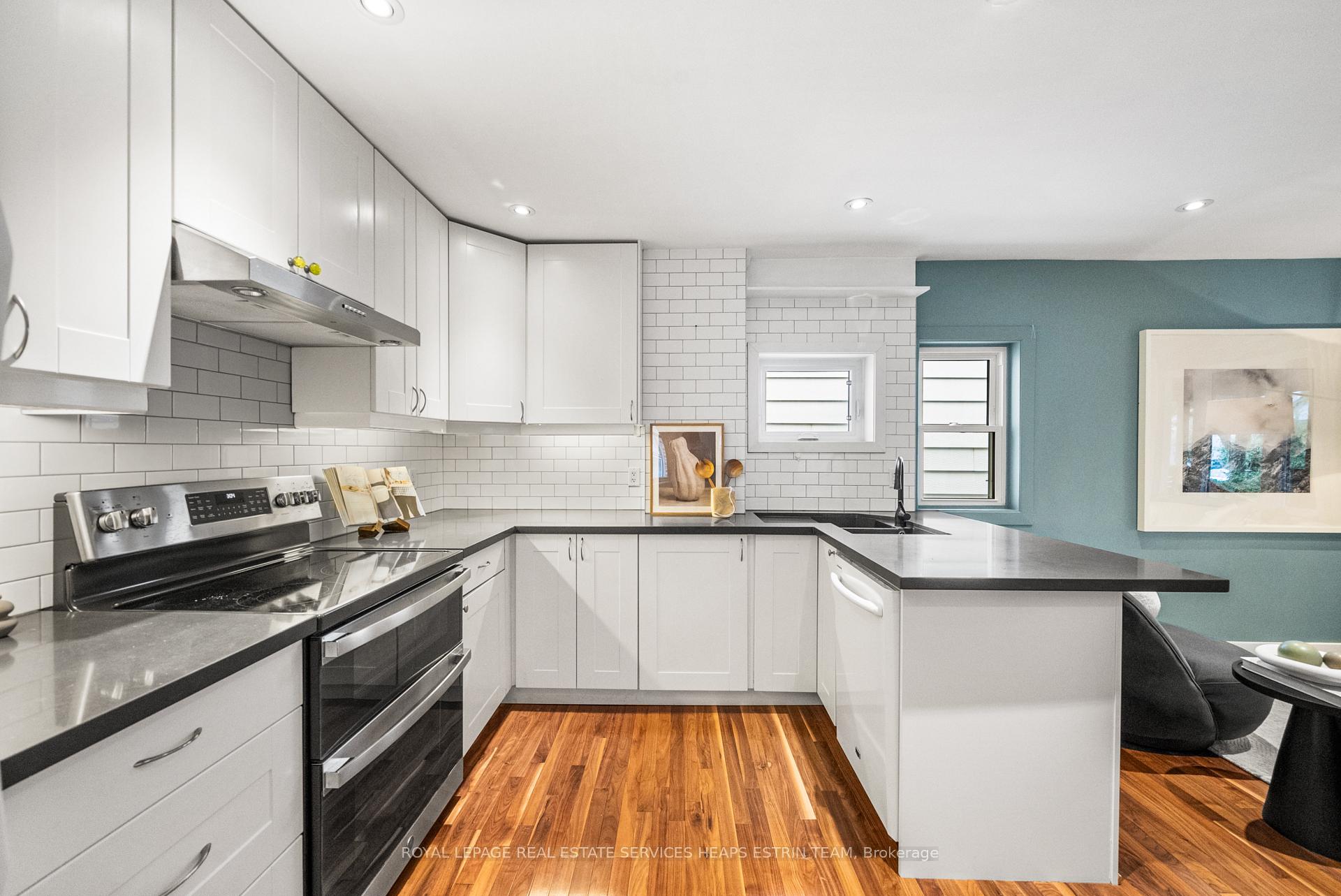 Photo 11 of 130 Gamble Avenue, Toronto, East York — HOMEH