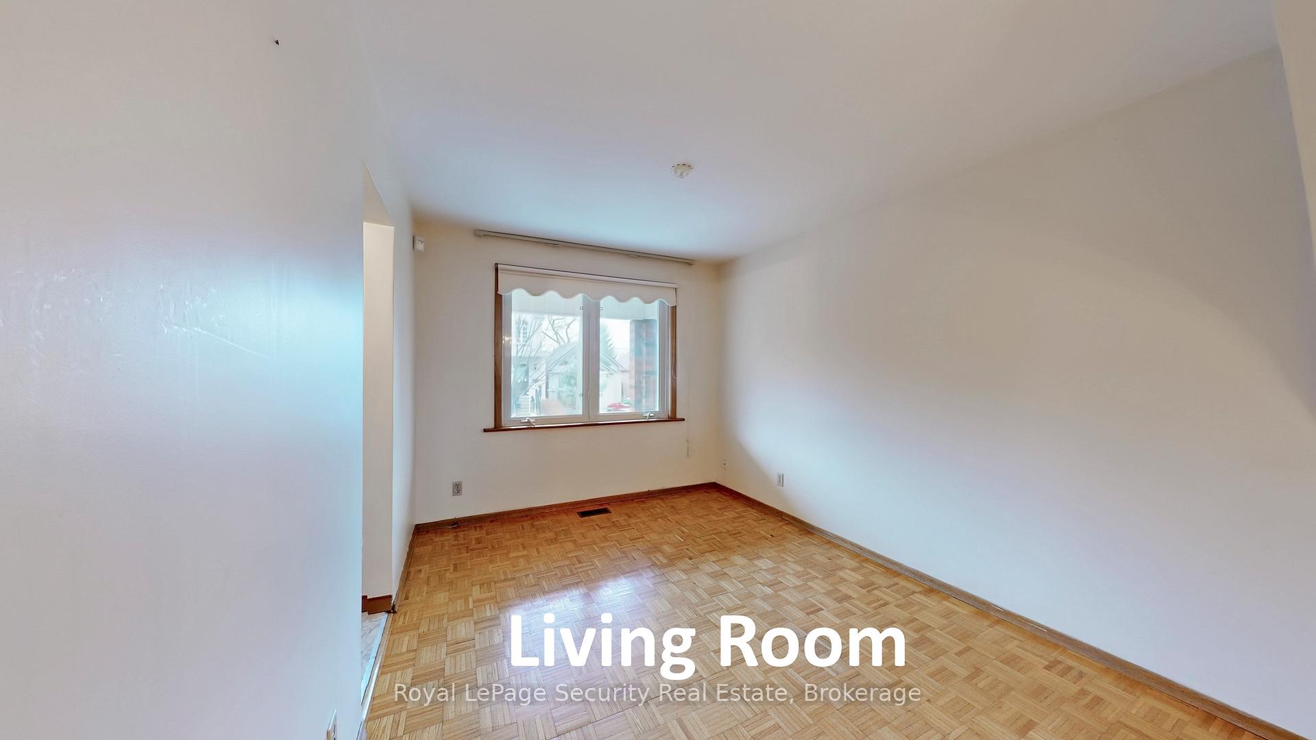 Photo 5 of 112 Gloucester Grove, Toronto, Oakwood Village — HOMEH