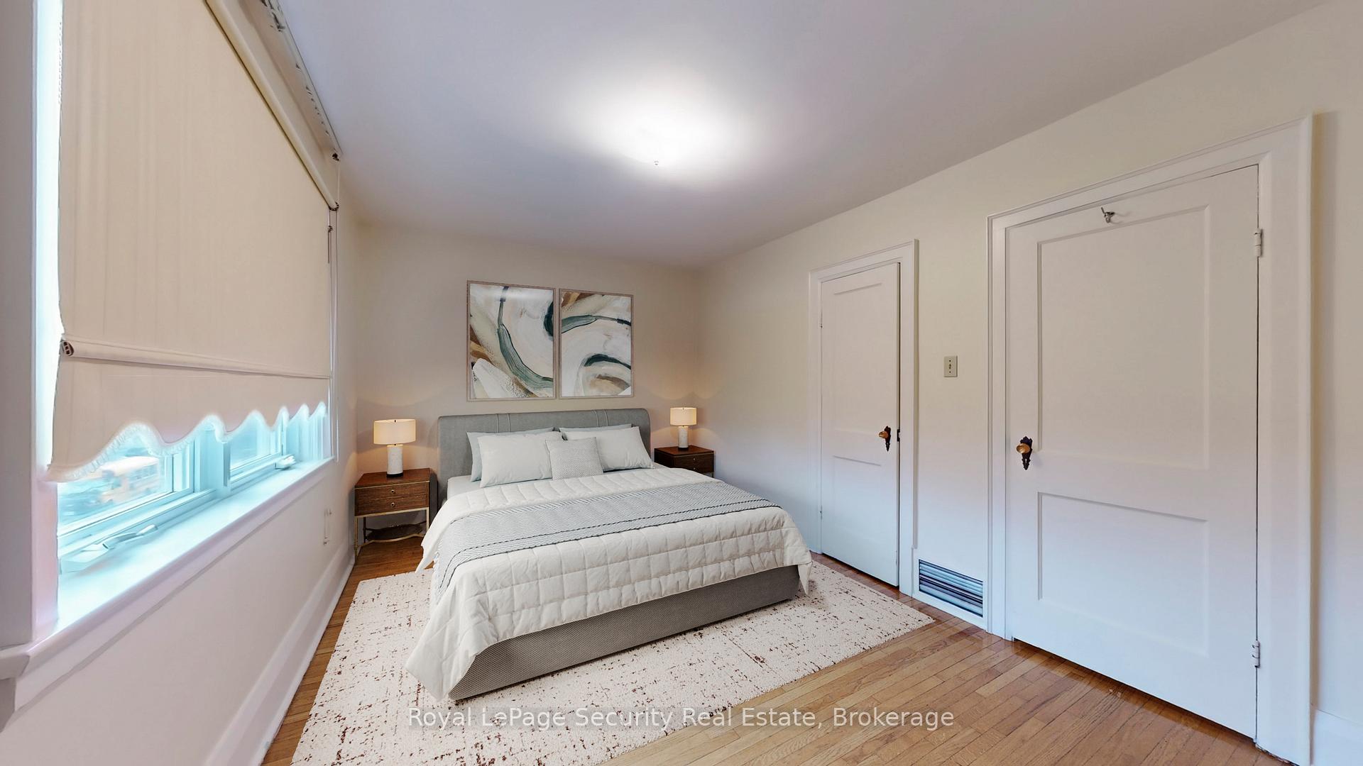 Photo 16 of 112 Gloucester Grove, Toronto, Oakwood Village — HOMEH