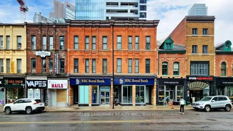 Front of Unit 607, 17 Dundonald Street