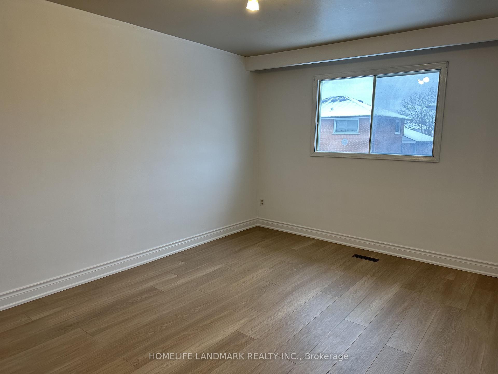 Photo 8 of Unit Upper, 49 Crayford Drive, Scarborough, Steeles — HOMEH