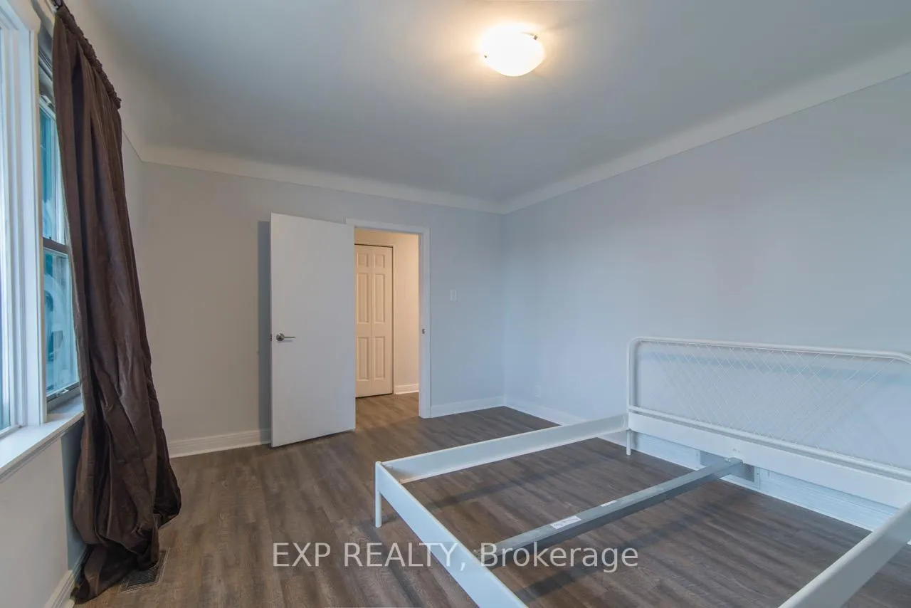 Photo 14 of 150 Meadowlands Drive W, Ottawa, Meadowlands/Crestview — HOMEH
