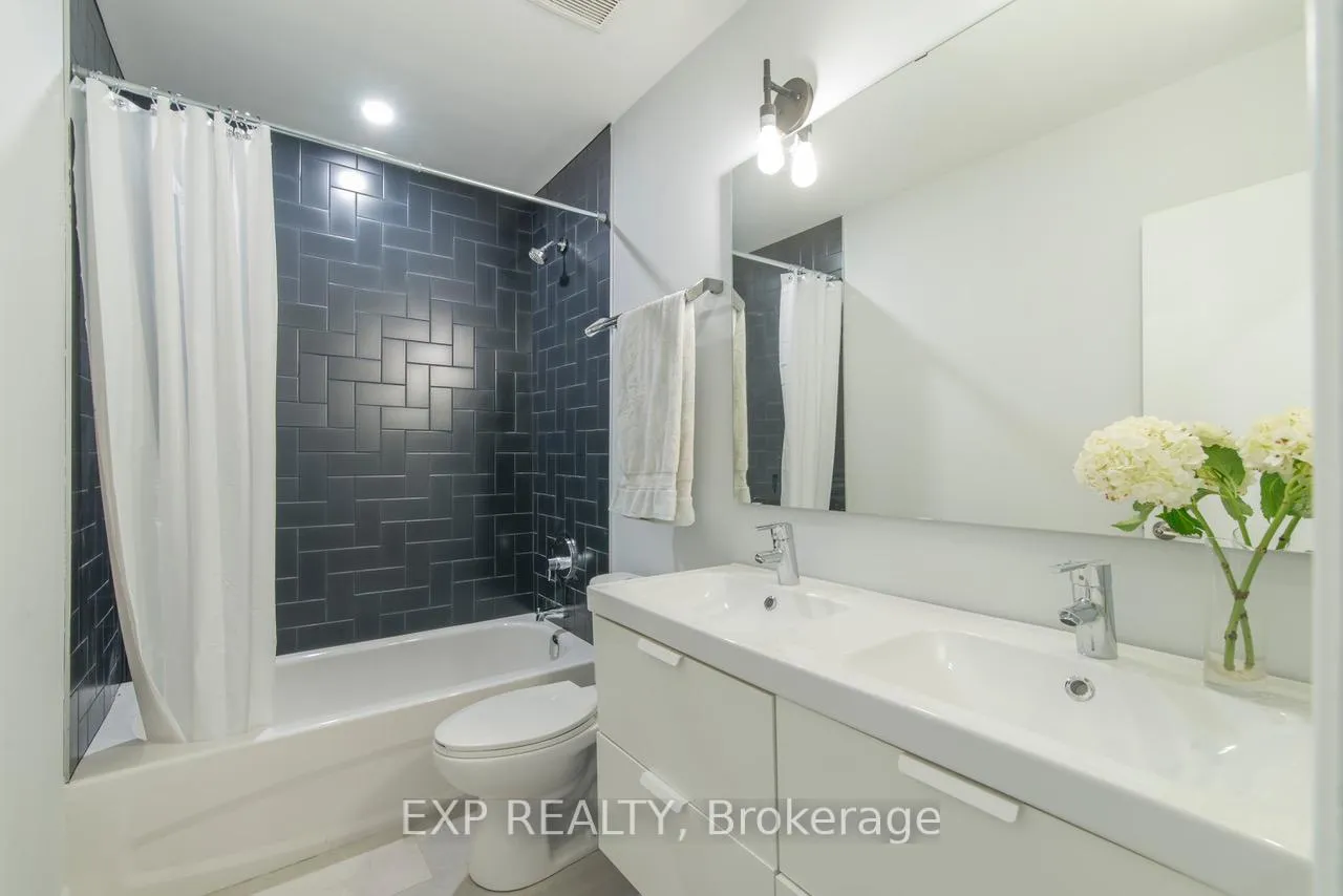 Photo 15 of 150 Meadowlands Drive W, Ottawa, Meadowlands/Crestview — HOMEH
