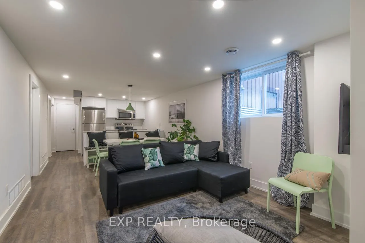 Photo 18 of 150 Meadowlands Drive W, Ottawa, Meadowlands/Crestview — HOMEH