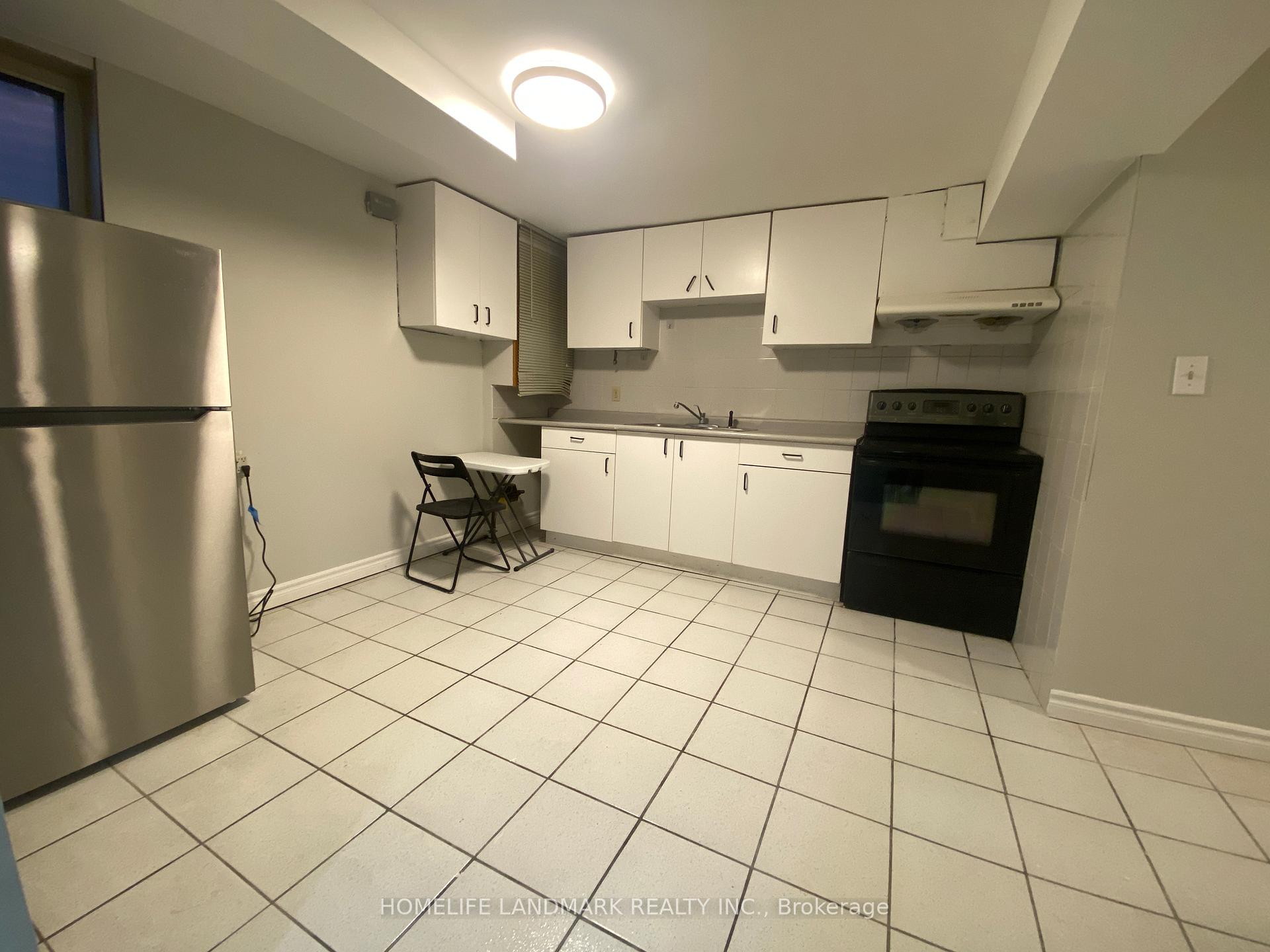 Photo 6 of Unit Bsmt, 38 Eaglestone Road, Scarborough, Tam O'Shanter-Sullivan — HOMEH