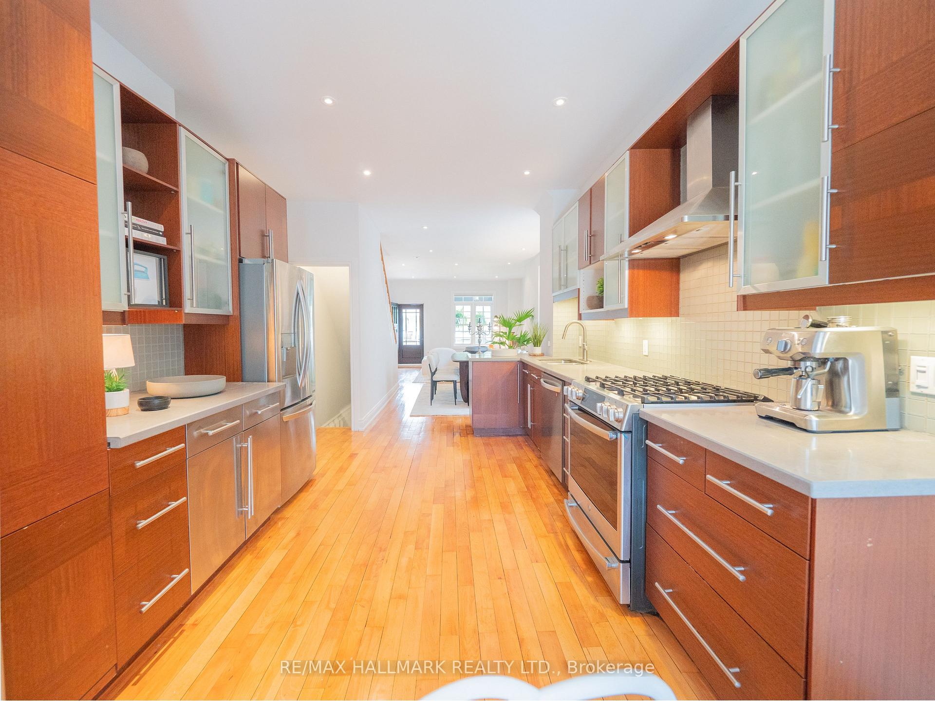 Photo 16 of 142 Heward Avenue, Toronto, South Riverdale — HOMEH