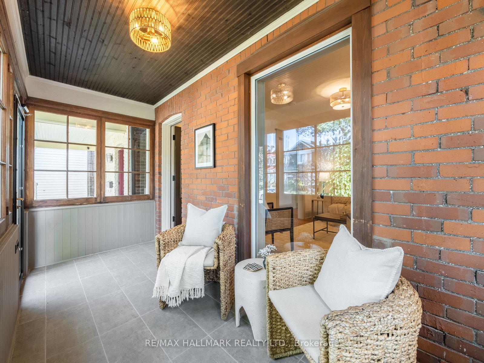 Photo 4 of 101 Chisholm Avenue, Toronto, Woodbine-Lumsden — HOMEH