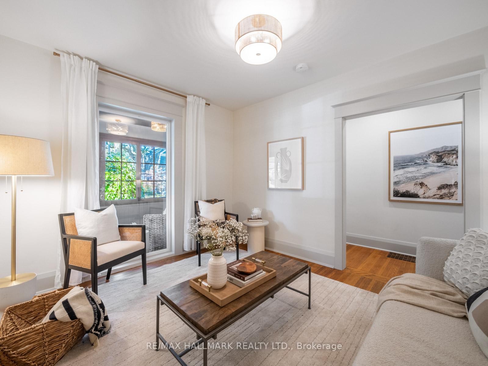 Photo 6 of 101 Chisholm Avenue, Toronto, Woodbine-Lumsden — HOMEH