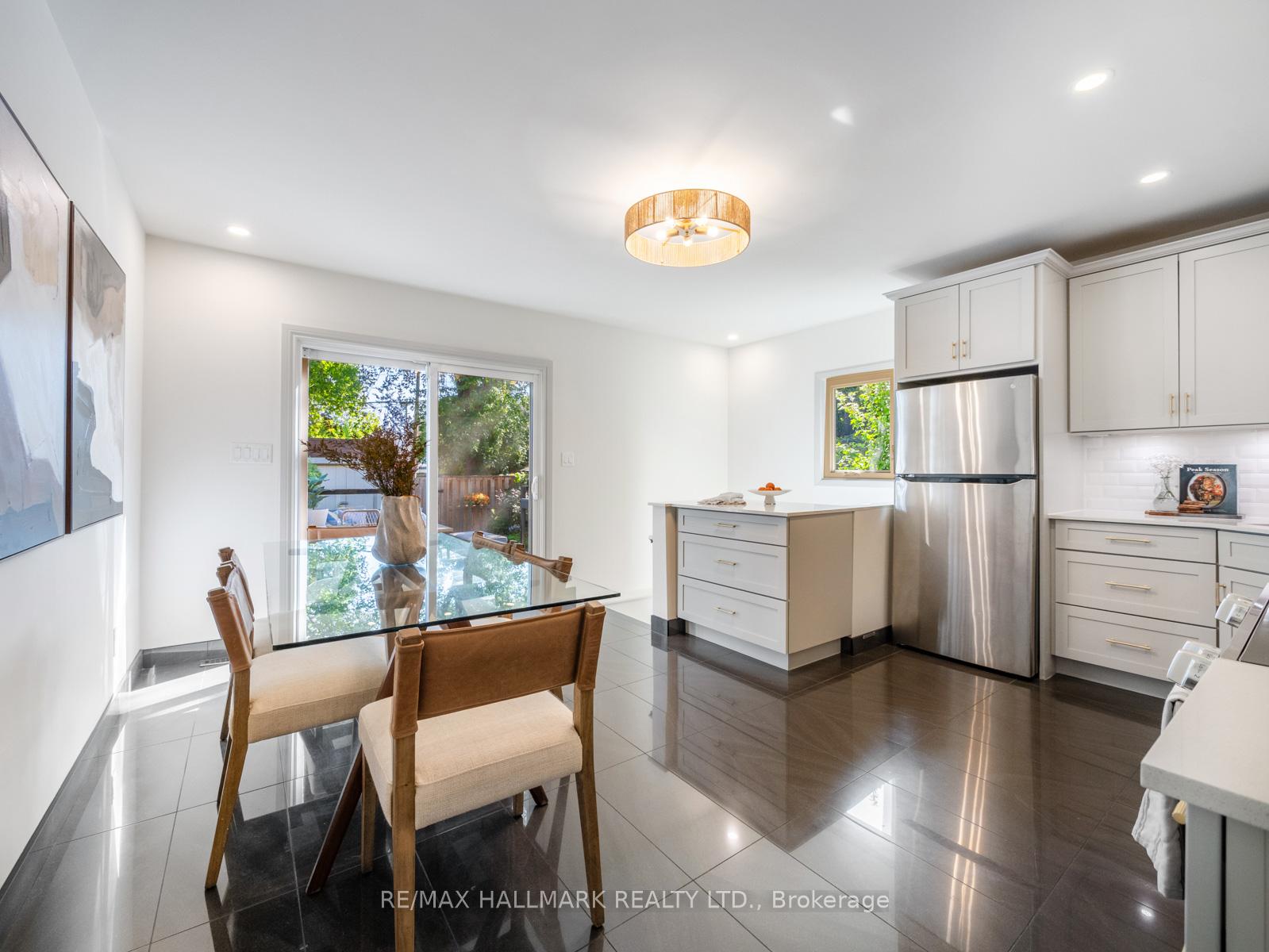 Photo 13 of 101 Chisholm Avenue, Toronto, Woodbine-Lumsden — HOMEH