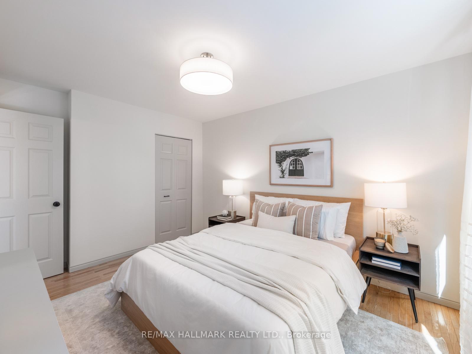 Photo 23 of 101 Chisholm Avenue, Toronto, Woodbine-Lumsden — HOMEH